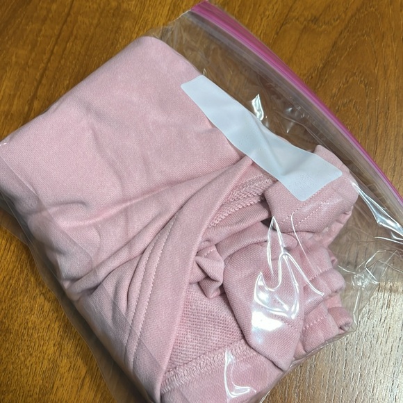 Pink Shorts Nike Women’s Club Fleece NEW NWT XL - Picture 13 of 14
